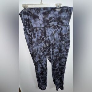Athleta Salutation Tie-Dye joggers Jumpsuit in Black & Gray